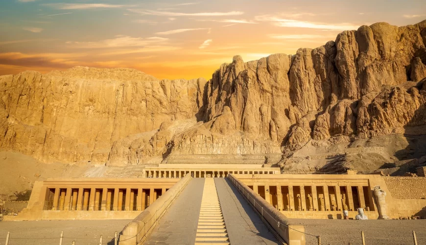 Day Tour to the West Bank in Luxor